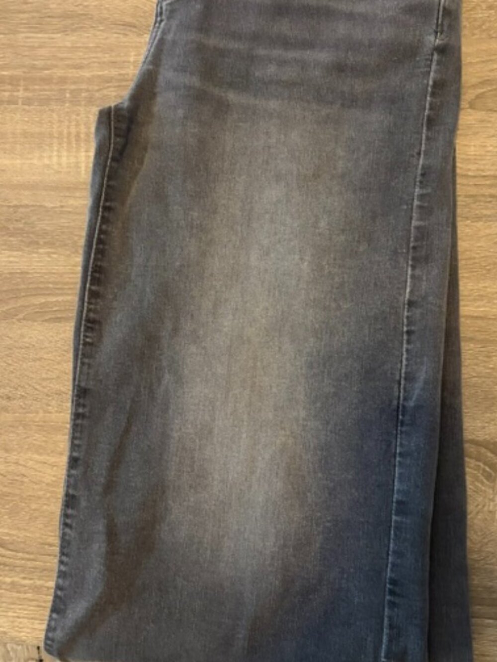 Banana Republic Factory Wide-Leg High-Rise Jean - Picture 4 of 7